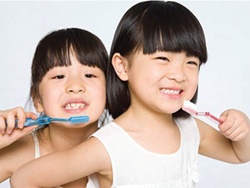 Áp-xe răng miệng ở trẻ em có nguy hiểm?