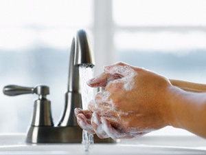 Rửa tay đúng cách phòng bệnh cúm